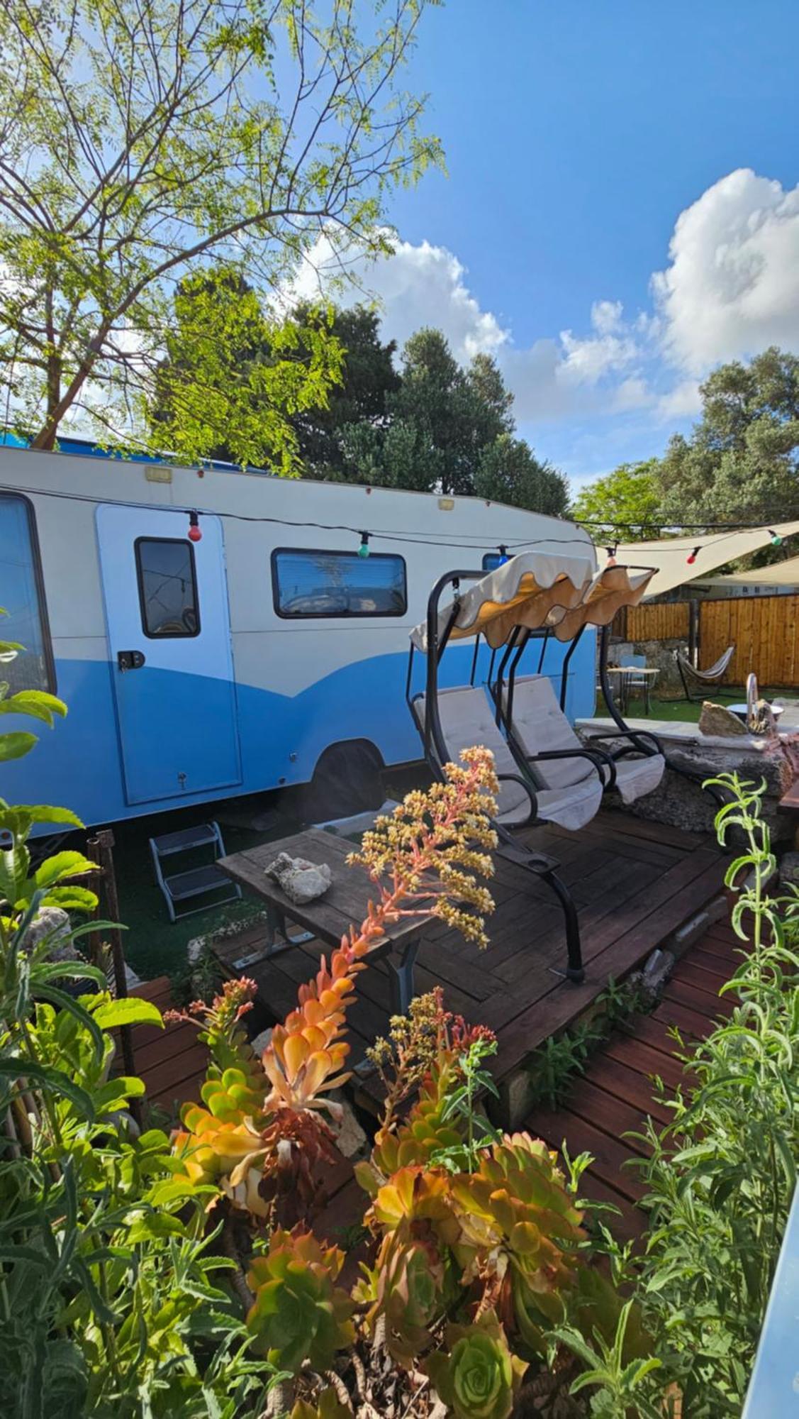 Cozy Seaview Glamping Caravan HaBonim 外观 照片